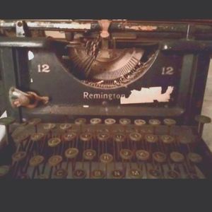 Vintage Remington Typewriter